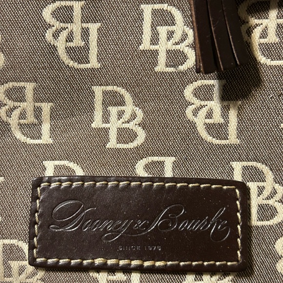 Dooney & Bourke brown signature bag - Picture 4 of 5